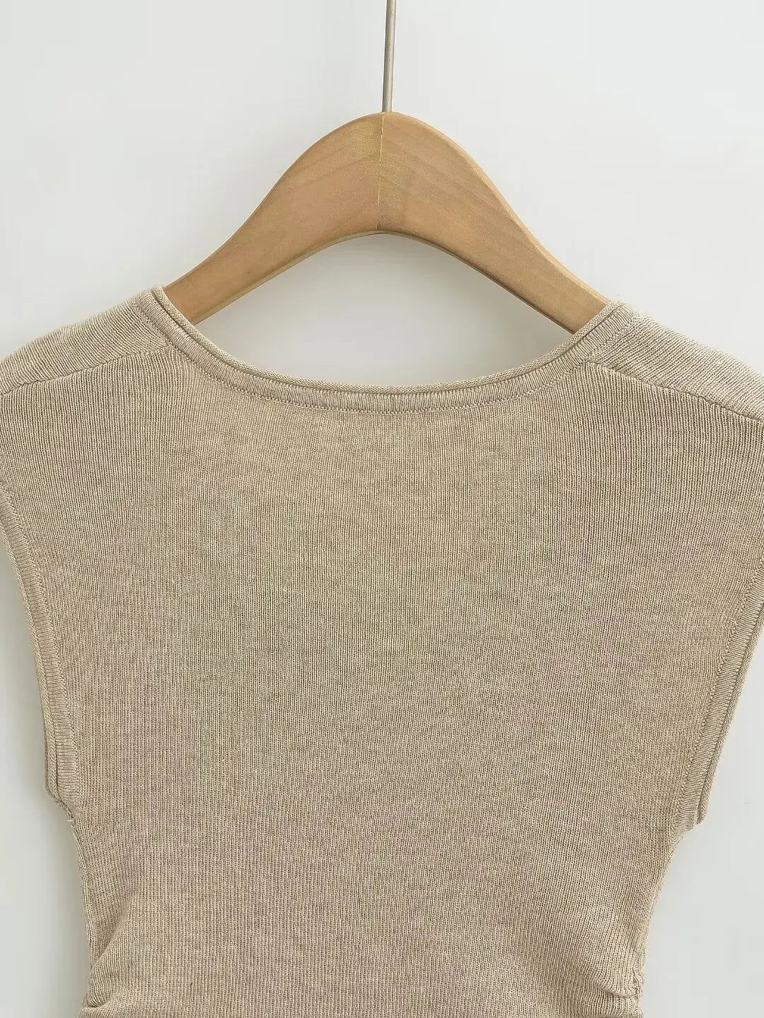 Women 2024 Summer New Fashion V-neck Knitted Waist T-shirt Vintage Casual Chic Female Tee Shirt Tops Mujer