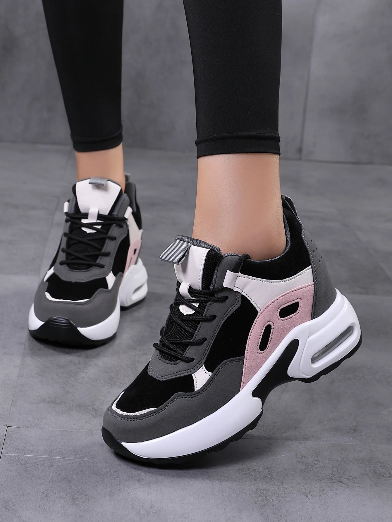 Us Stock Best Selling 2025 Walking Style Shoes Tenis Wedge Heels Sneakers for Women and Ladies Height Increasing Insoles