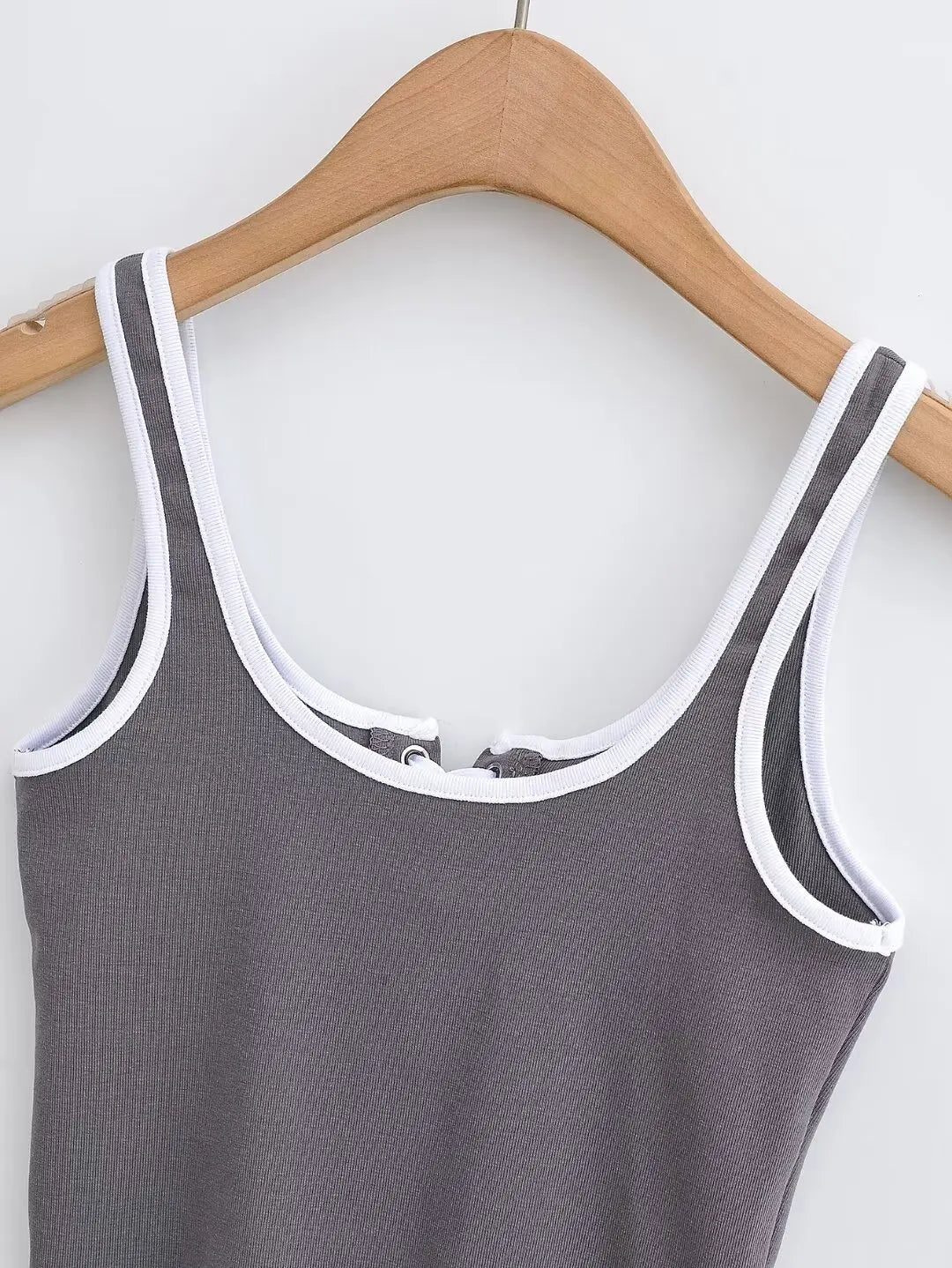 Women 2024 Summer New Fashion Strap Small Tank Tops Vintage Casual Female Camis Chic Tops