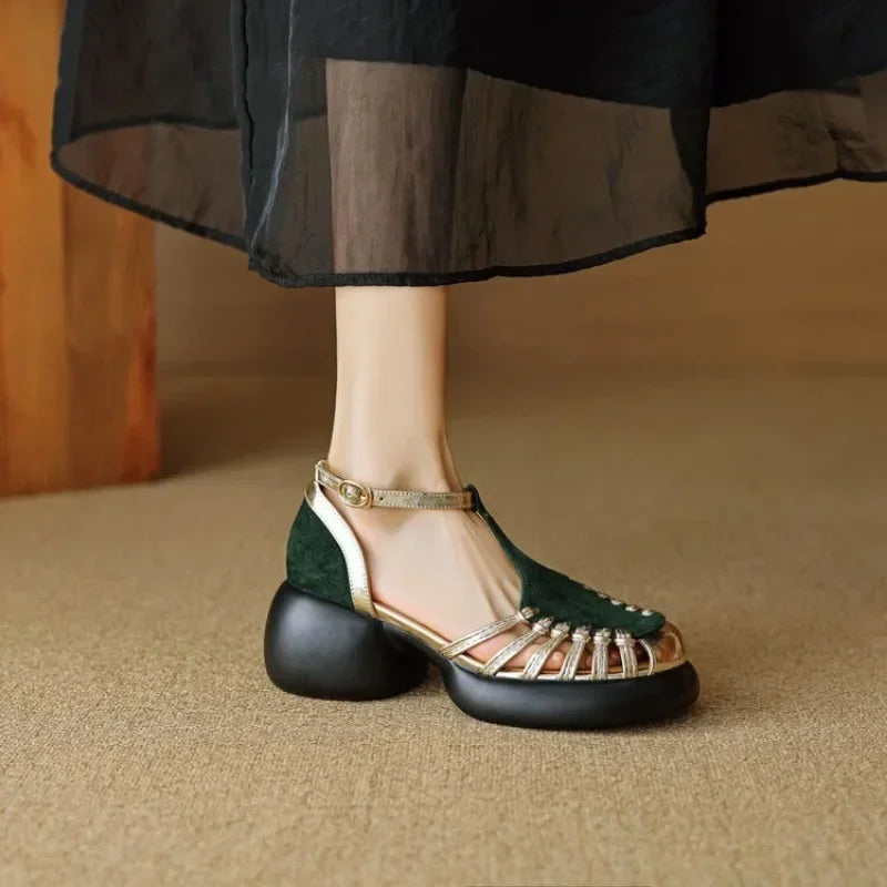 Women's Shoes 2025 New Summer Trend Comfortable Low-heeled Shoes Baotou Casual One-line Buckle Fashion Roman Sandals