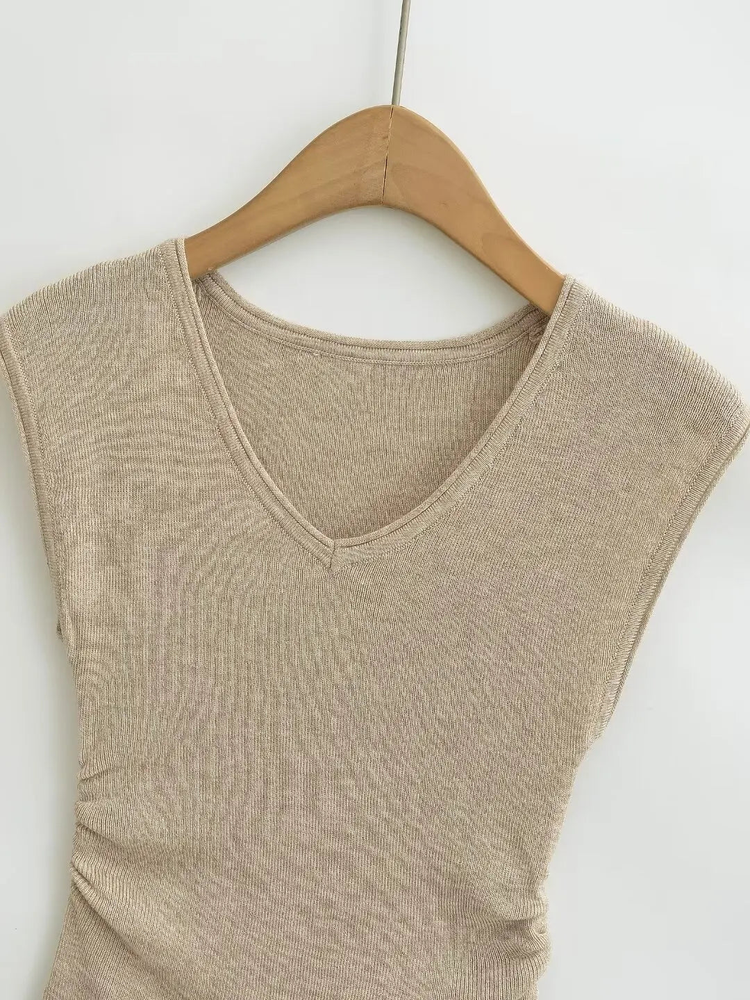 Women 2024 Summer New Fashion V-neck Knitted Waist T-shirt Vintage Casual Chic Female Tee Shirt Tops Mujer