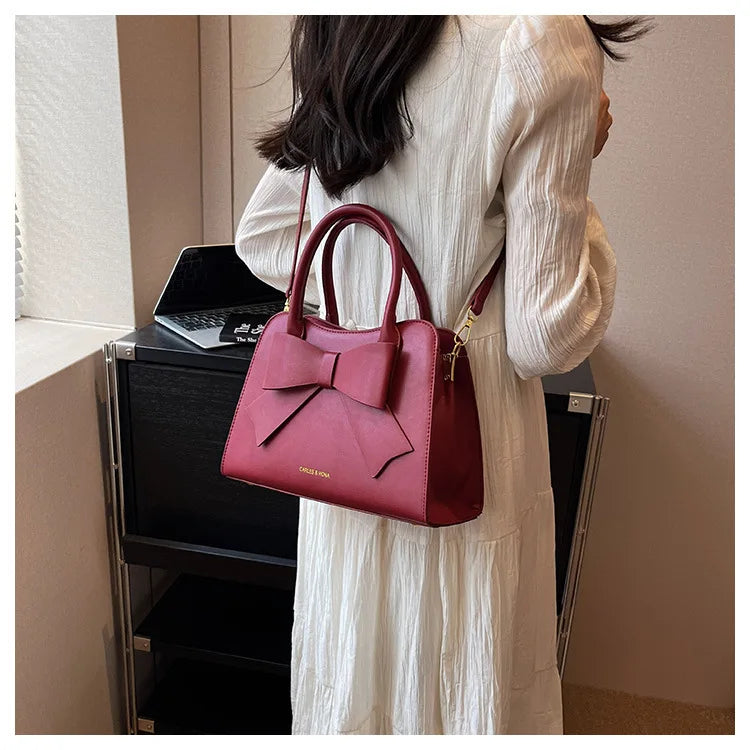 2025 New Luxury Wedding Clutch Bride Bag Elegant Red Bridesmaid Purse, Women's Fashion Handbag Versatile Small Evening Party Bag