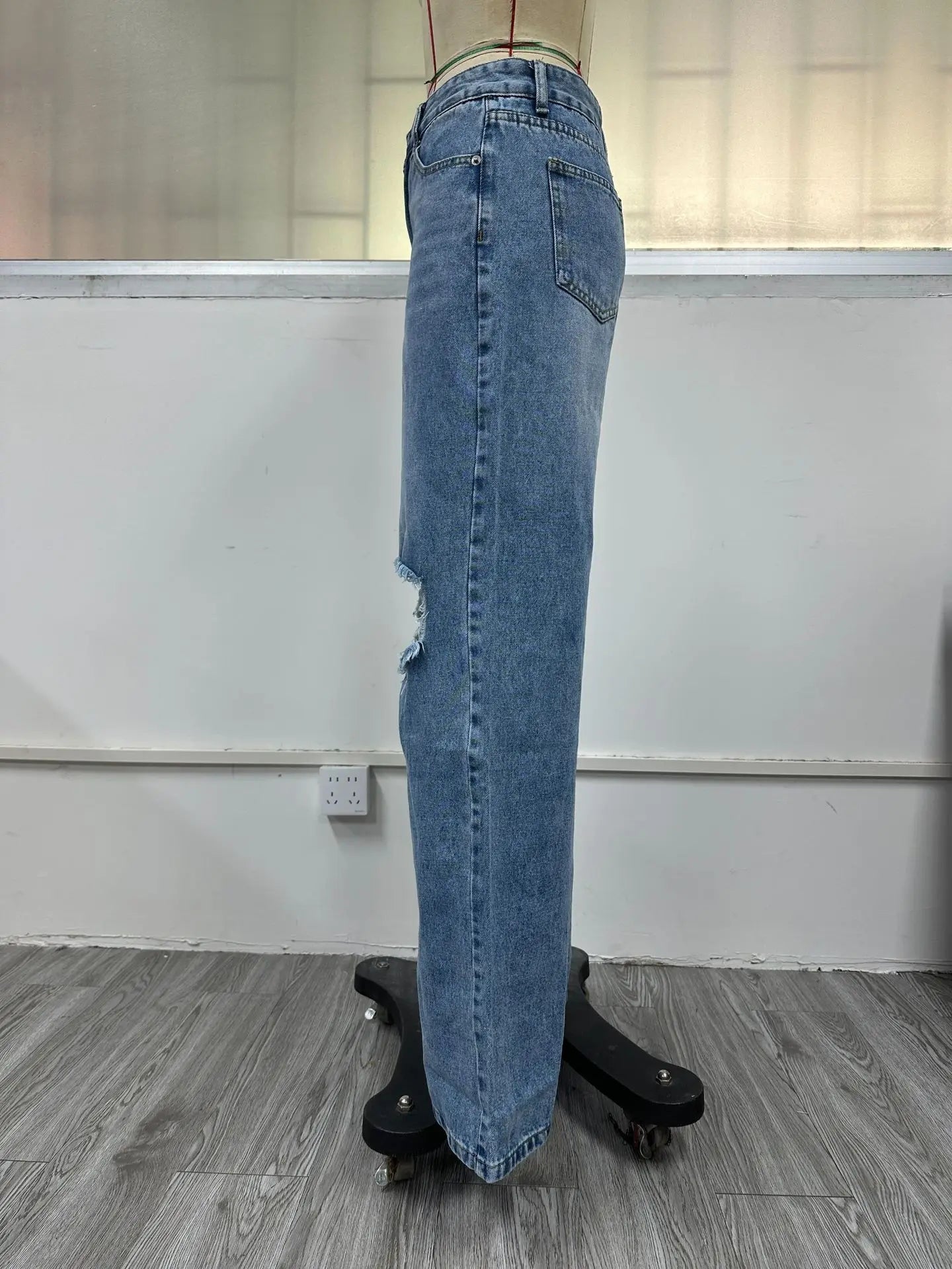 2025 Autumn New Women's Fashion Ripped High Waist Wide Leg Casual Jeans Boyfriend Jeans for Women