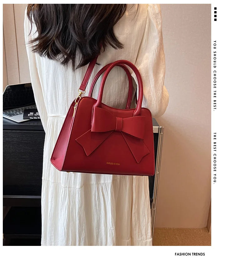 2025 New Luxury Wedding Clutch Bride Bag Elegant Red Bridesmaid Purse, Women's Fashion Handbag Versatile Small Evening Party Bag