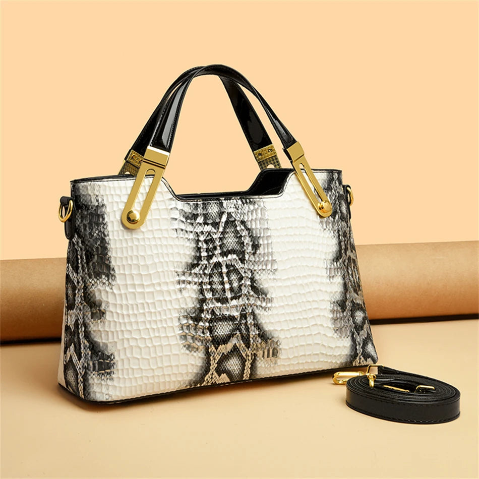 Fashion Trend Noble Women Handbag Python Pattern Luxury Ladies Party Handbag and Purse Elegant Wedding Party Casual Tote 2024