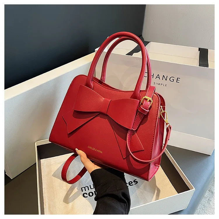 2025 New Luxury Wedding Clutch Bride Bag Elegant Red Bridesmaid Purse, Women's Fashion Handbag Versatile Small Evening Party Bag