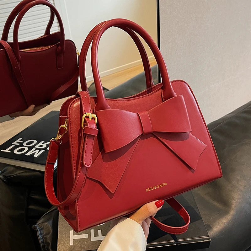 2025 New Luxury Wedding Clutch Bride Bag Elegant Red Bridesmaid Purse, Women's Fashion Handbag Versatile Small Evening Party Bag