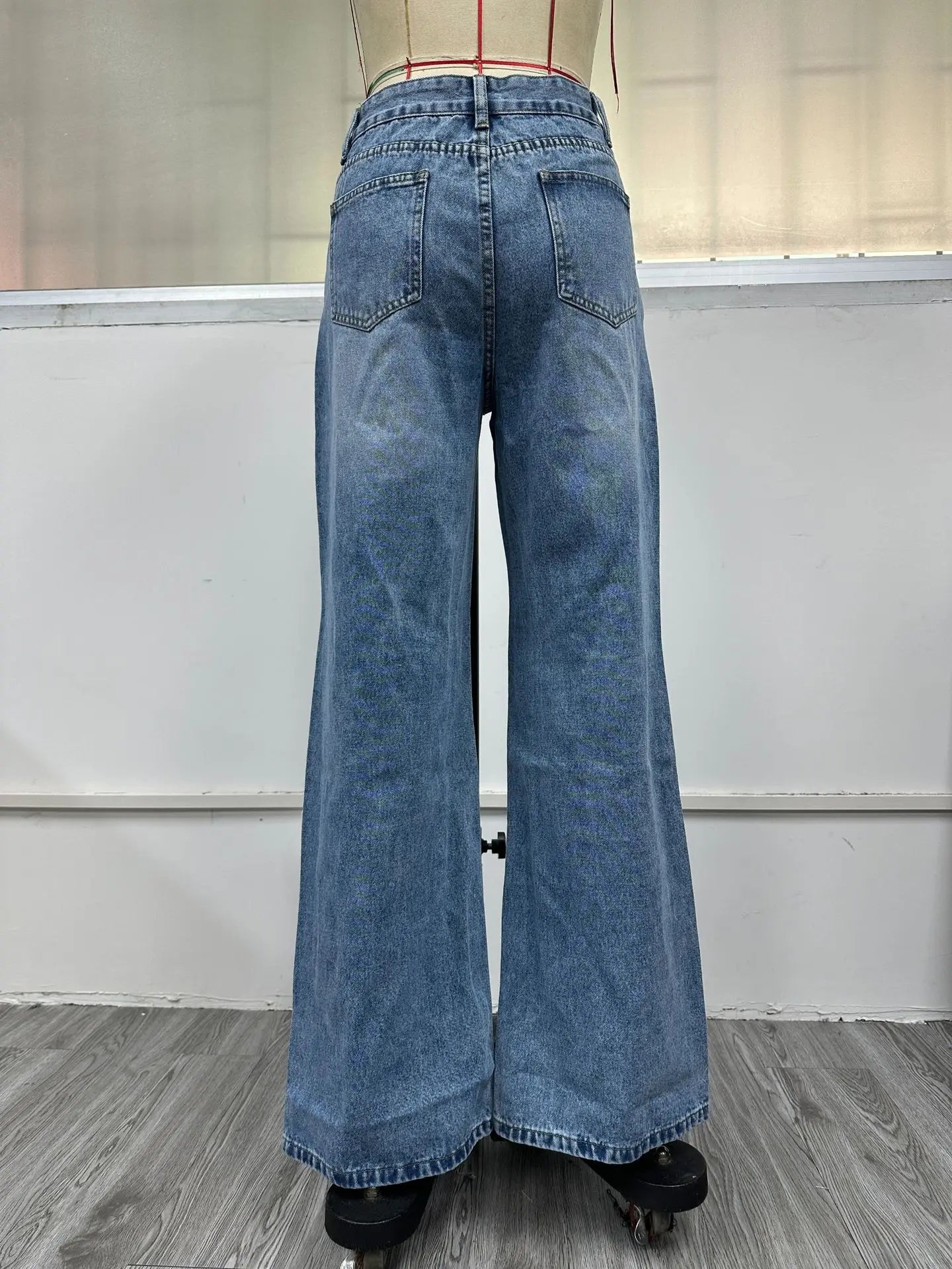 2025 Autumn New Women's Fashion Ripped High Waist Wide Leg Casual Jeans Boyfriend Jeans for Women