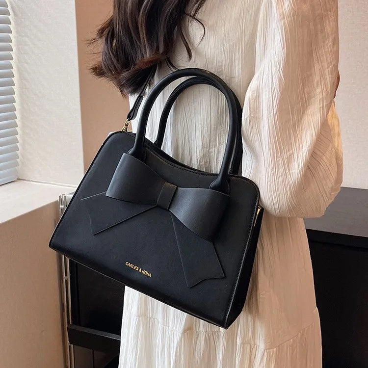 2025 New Luxury Wedding Clutch Bride Bag Elegant Red Bridesmaid Purse, Women's Fashion Handbag Versatile Small Evening Party Bag