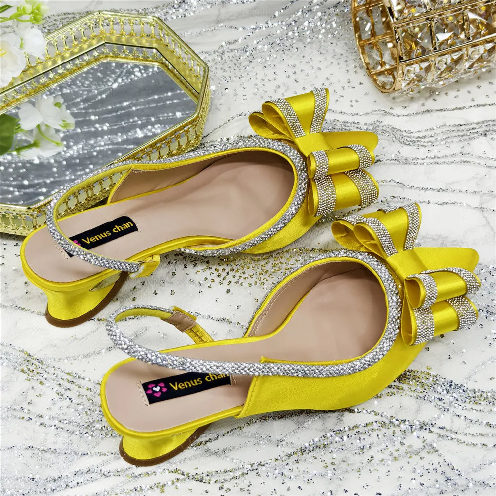 Med Heel Shoes for Women Hollowed Out Embroidery Rhinestone Italian Design Olive-green Color Pointed-Toe Shoes and Bags Set