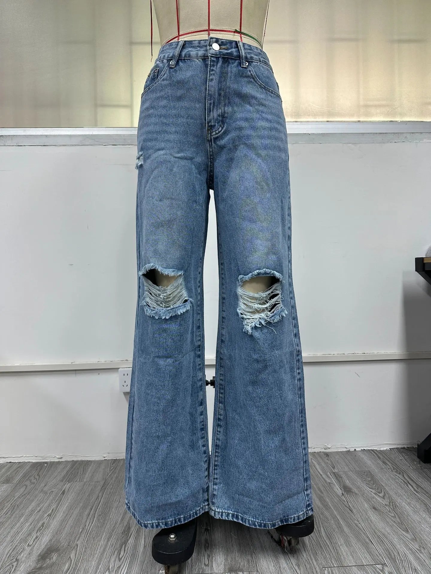 2025 Autumn New Women's Fashion Ripped High Waist Wide Leg Casual Jeans Boyfriend Jeans for Women